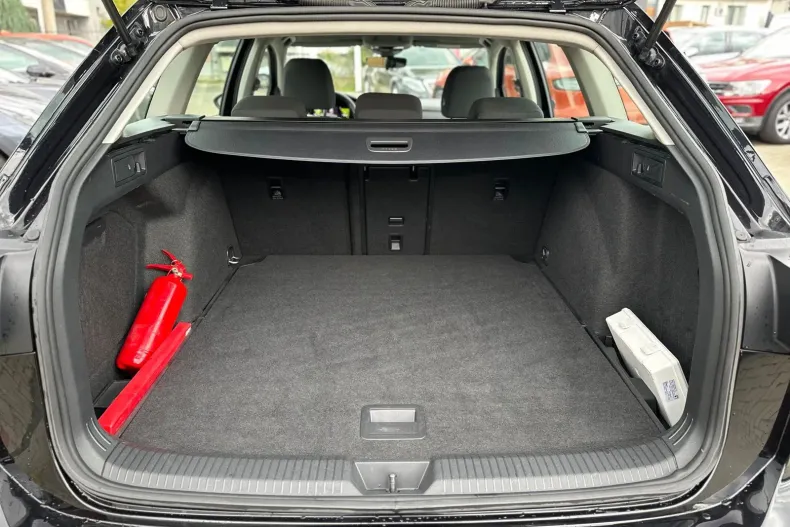 Volkswagen Golf din 2022 cu 133.687 km - oferta VOL139847 - foto 38