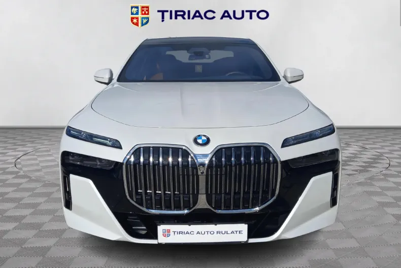 BMW Seria 7 din 2025 cu 11.735 km - oferta BMW139873 - foto 8