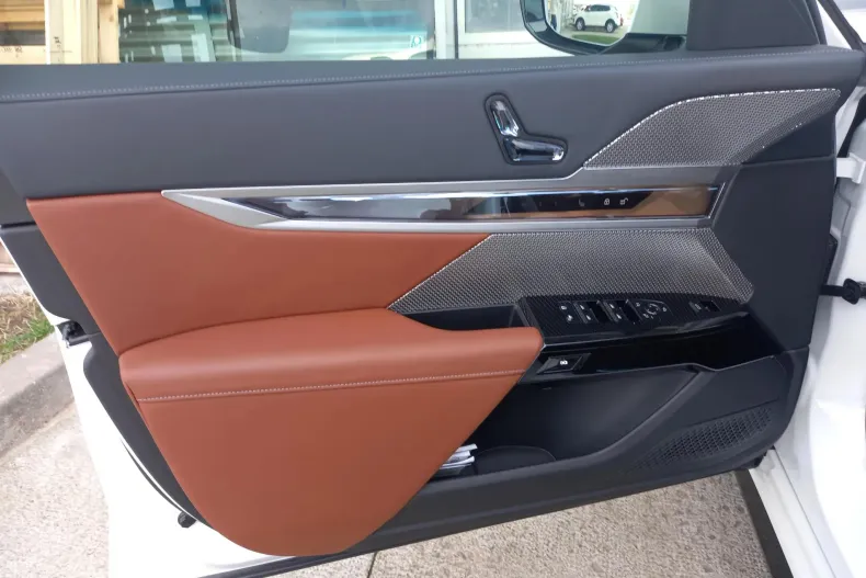 BMW Seria 7 din 2025 cu 11.735 km - oferta BMW139873 - foto 15