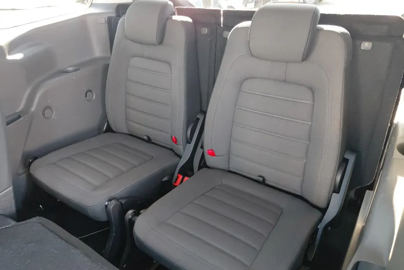 Ford Tourneo Connect din 2020 cu 132.481 km - oferta FOR139874 - foto 16