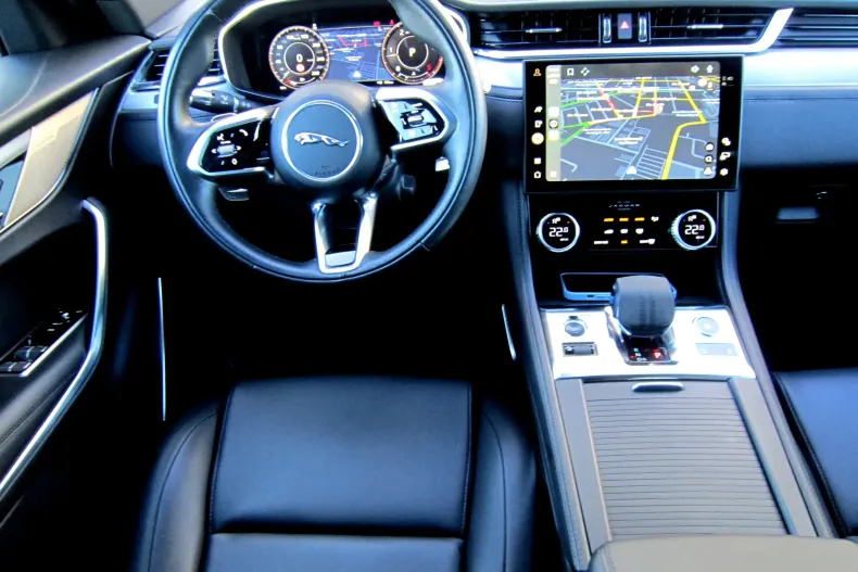 Jaguar F-Pace din 2021 cu 41.039 km - oferta JAG139880 - foto 16