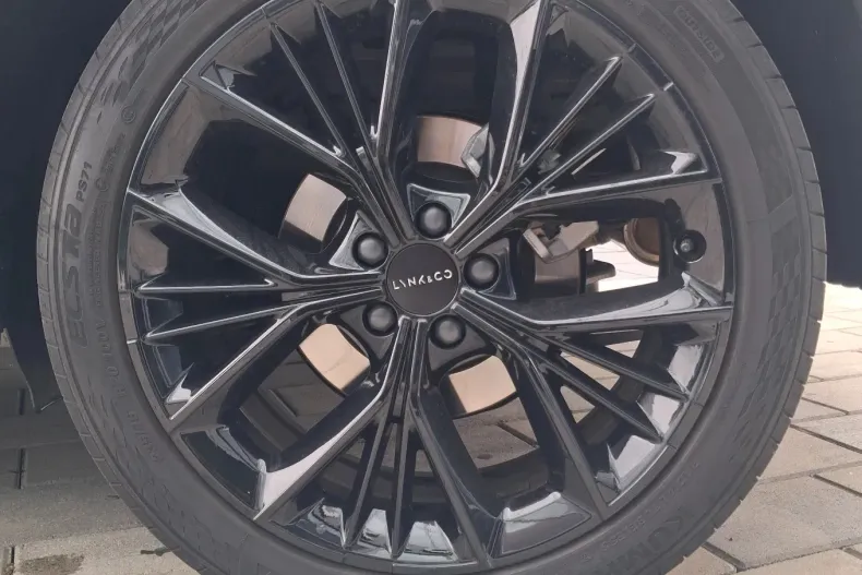 Lynk&Co 01 din 2024 cu 3.257 km - oferta LYN139881 - foto 6