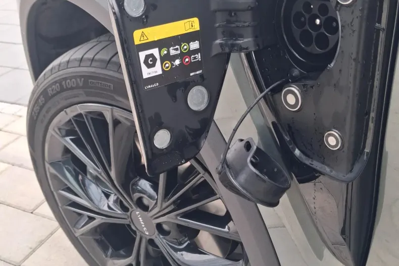 Lynk&Co 01 din 2024 cu 3.257 km - oferta LYN139881 - foto 8