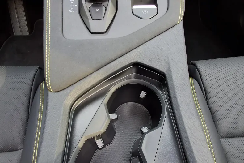 Lynk&Co 01 din 2024 cu 3.257 km - oferta LYN139881 - foto 33