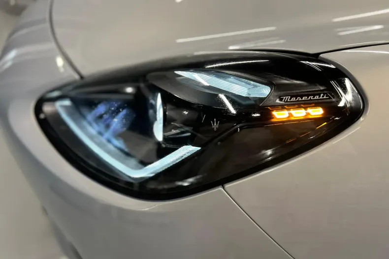 Maserati Grecale din 2023 cu 30.790 km - oferta MAS139894 - foto 8