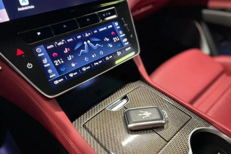 Maserati Grecale din 2023 cu 30.790 km - oferta MAS139894 - foto 16