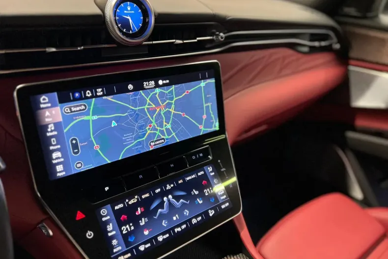 Maserati Grecale din 2023 cu 30.790 km - oferta MAS139894 - foto 17