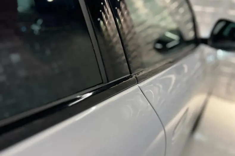 Maserati Grecale din 2023 cu 30.790 km - oferta MAS139894 - foto 32