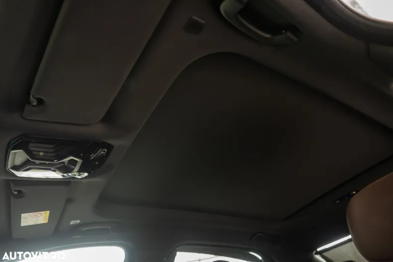 BMW Seria 7 din 2024 cu 43.300 km - oferta BMW139897 - foto 20