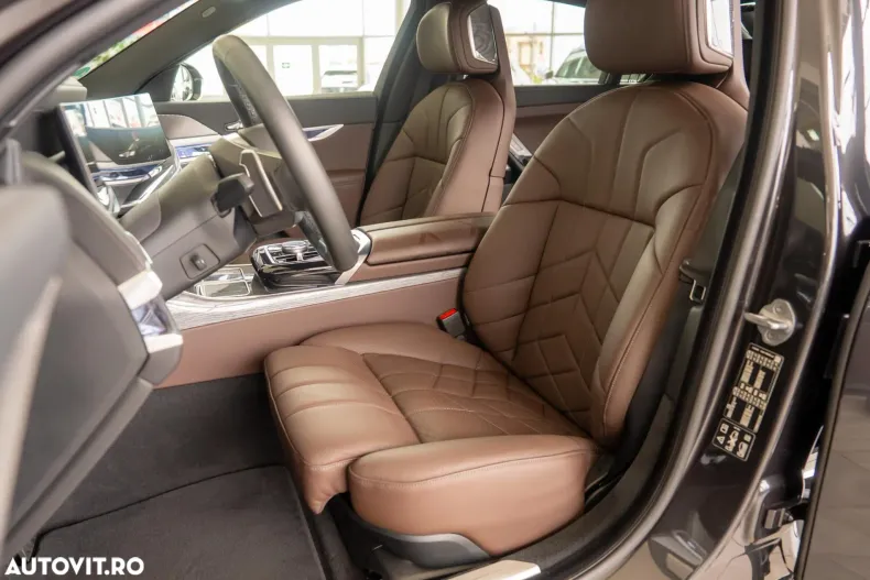 BMW Seria 7 din 2024 cu 43.300 km - oferta BMW139897 - foto 21