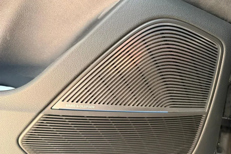 Audi SQ8 din 2019 cu 84.000 km - oferta AUD139929 - foto 22