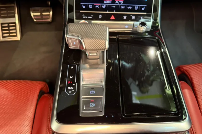 Audi SQ8 din 2019 cu 84.000 km - oferta AUD139929 - foto 29