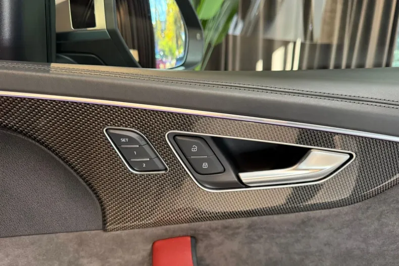 Audi SQ8 din 2019 cu 84.000 km - oferta AUD139929 - foto 37