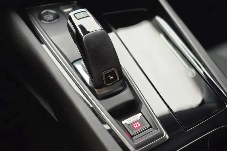 Peugeot 508 din 2023 cu 163.961 km - oferta PEU139949 - foto 18