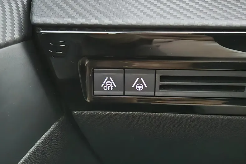 Peugeot 508 din 2023 cu 163.961 km - oferta PEU139949 - foto 31