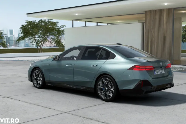 BMW Seria 5 din 2025 cu 1 km - oferta BMW139950 - foto 3