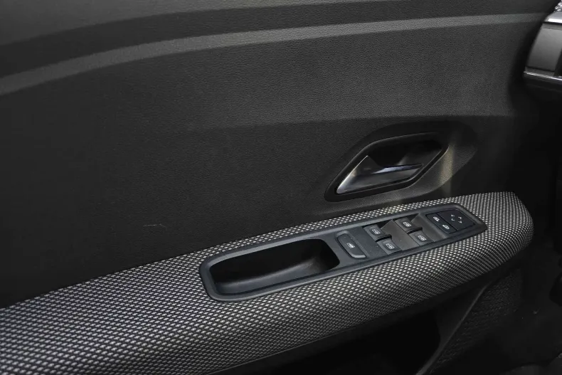 Dacia Logan din 2022 cu 52.730 km - oferta DAC139970 - foto 11