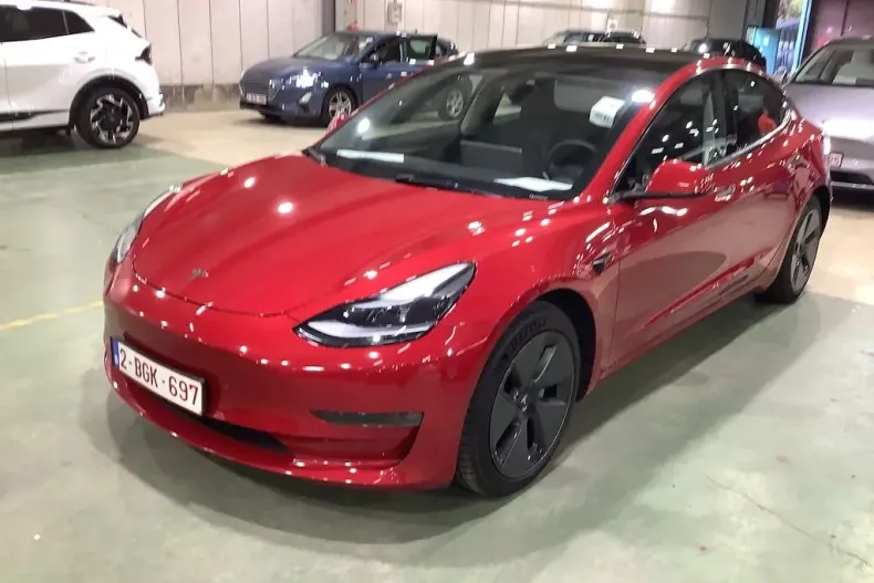 Tesla Model 3 din 2021 cu 89.320 km - oferta TES139991 - foto 1