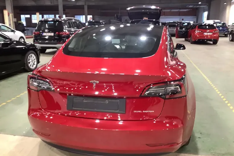 Tesla Model 3 din 2021 cu 89.320 km - oferta TES139991 - foto 5