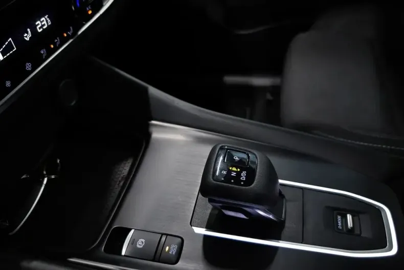 Nissan Qashqai din 2023 cu 72.817 km - oferta NIS139997 - foto 9