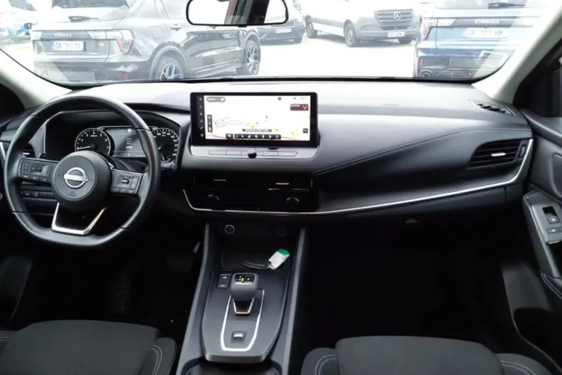 Nissan Qashqai din 2023 cu 83.074 km - oferta NIS139998 - foto 4