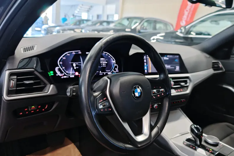 BMW Seria 3 din 2019 cu 138.959 km - oferta BMW140001 - foto 6