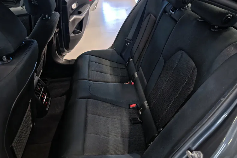 BMW Seria 3 din 2019 cu 138.959 km - oferta BMW140001 - foto 26