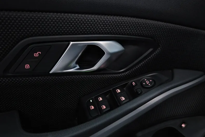 BMW Seria 3 din 2019 cu 138.959 km - oferta BMW140001 - foto 27