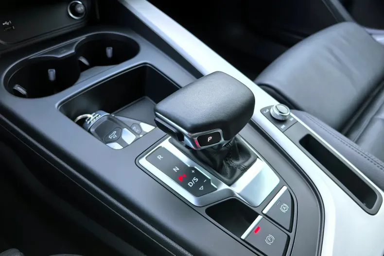 Audi A4 din 2021 cu 119.221 km - oferta AUD140002 - foto 16