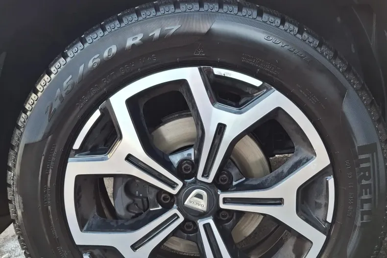 Dacia Duster din 2021 cu 100.230 km - oferta DAC140006 - foto 9