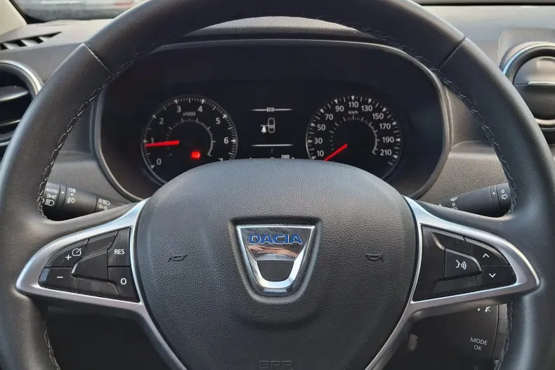 Dacia Duster din 2021 cu 100.230 km - oferta DAC140006 - foto 16