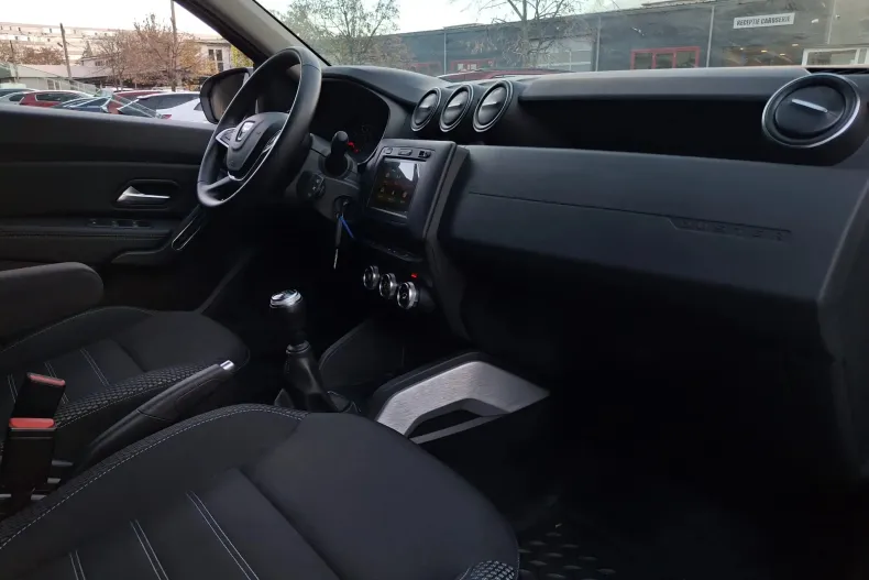Dacia Duster din 2021 cu 100.230 km - oferta DAC140006 - foto 34