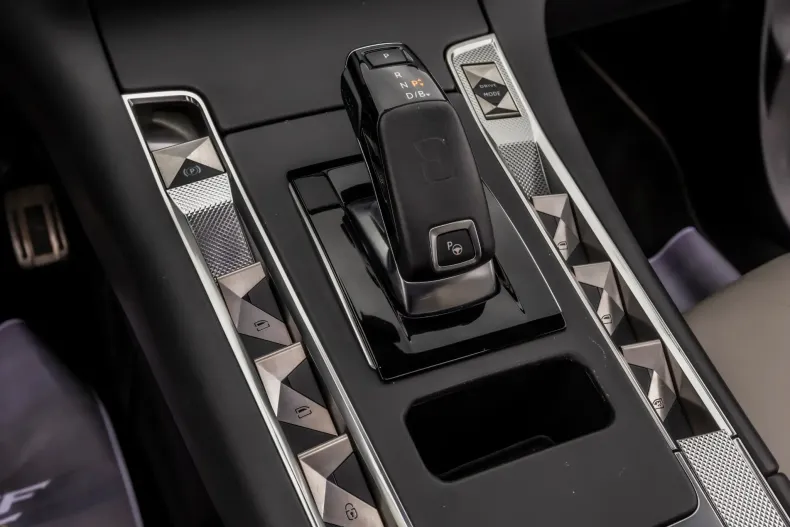 DS Automobiles DS 7 Crossback din 2020 cu 72.000 km - oferta DSA140016 - foto 31