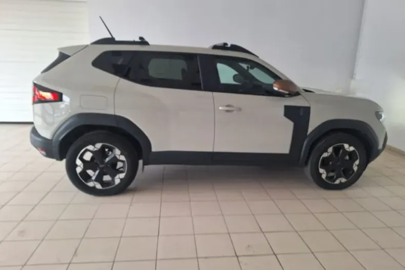 Dacia Duster din 2024 cu 700 km - oferta DAC140055 - foto 4