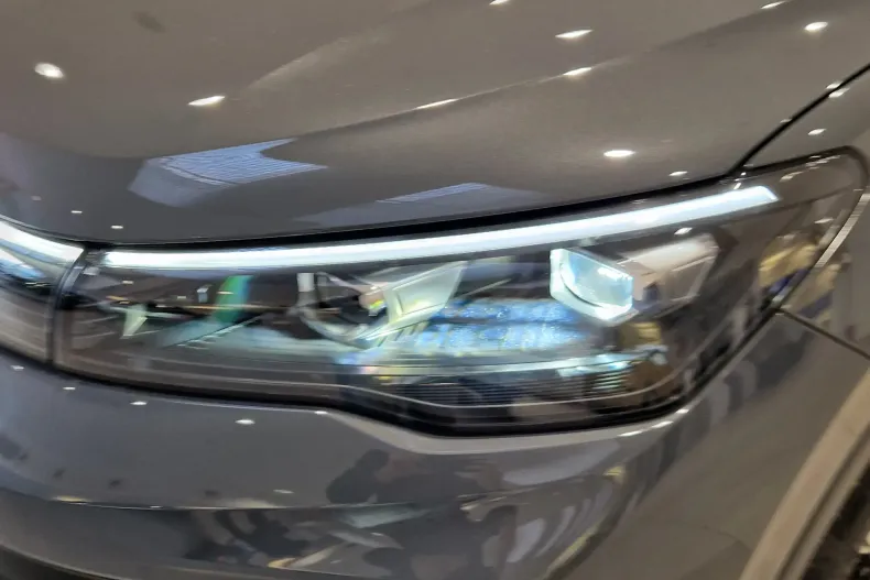 Volkswagen Tiguan din 2025 cu 5.000 km - oferta VOL140059 - foto 9