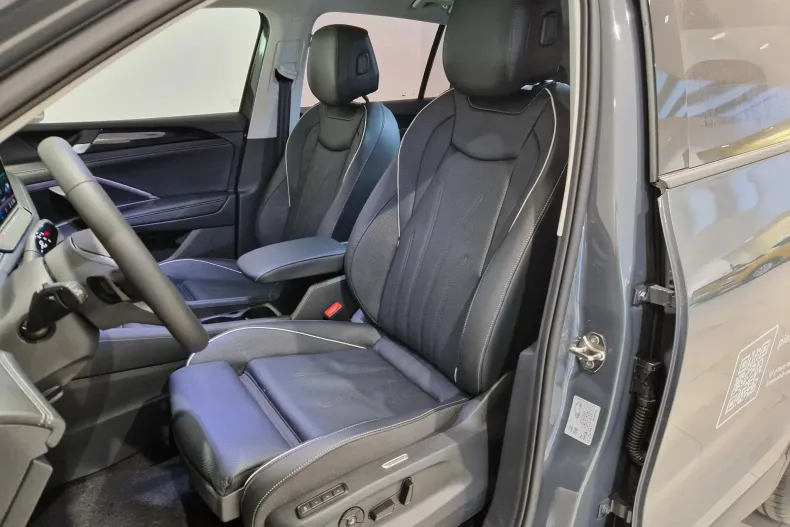 Volkswagen Tiguan din 2025 cu 5.000 km - oferta VOL140059 - foto 11