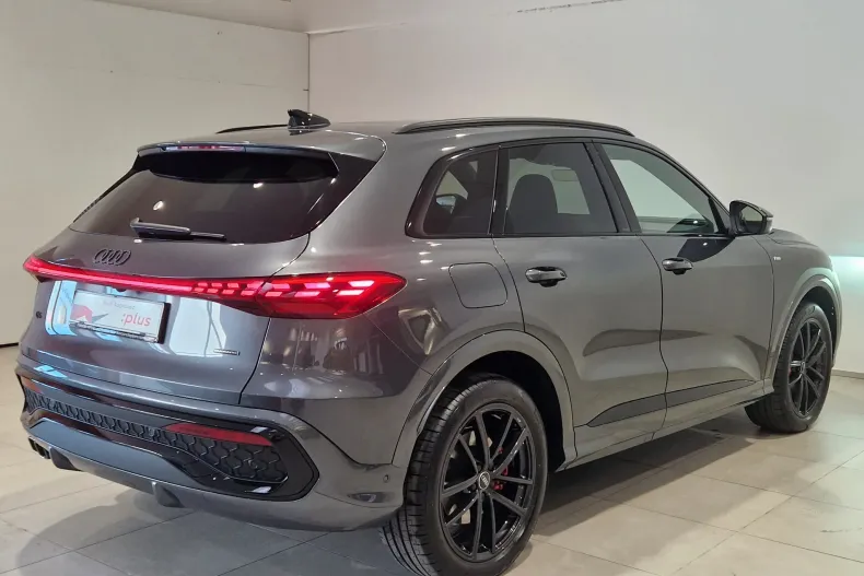 Audi Q5 din 2025 cu 5.000 km - oferta AUD140062 - foto 7
