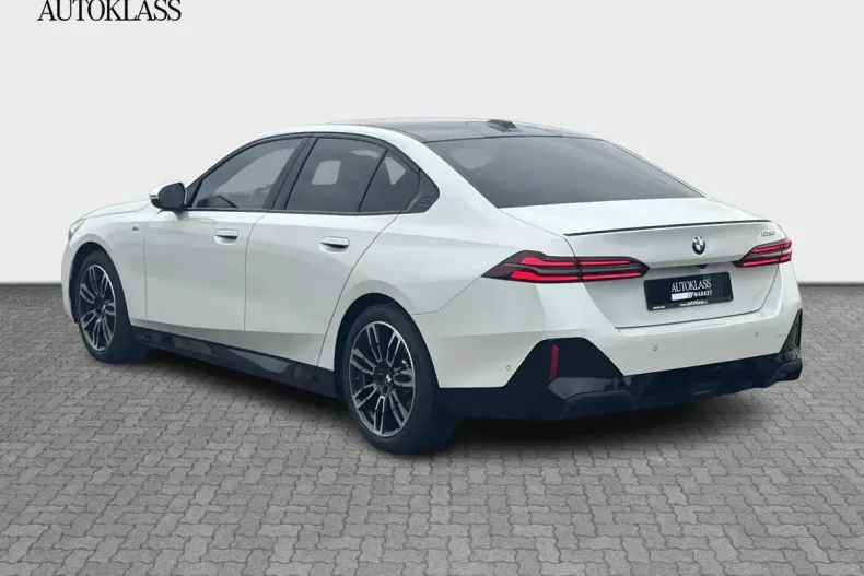 BMW Seria 5 din 2024 cu 26.500 km - oferta BMW140071 - foto 3