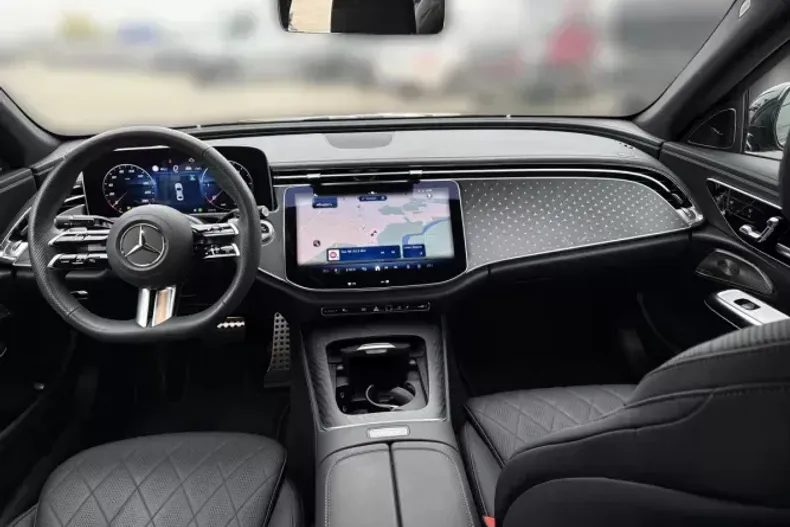 Mercedes-Benz E din 2024 cu 8.289 km - oferta MER140074 - foto 13