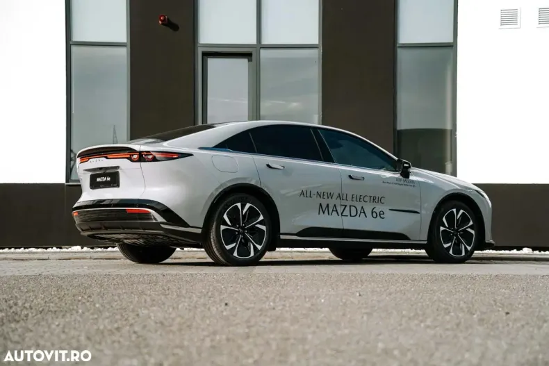 Mazda 6e din 2025 cu 2 km - oferta MAZ140076 - foto 6
