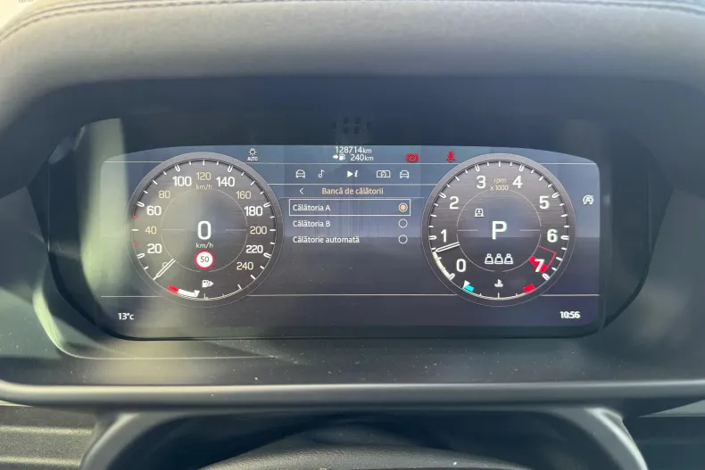 Land Rover Defender din 2020 cu 128.714 km - oferta LAN140077 - foto 14