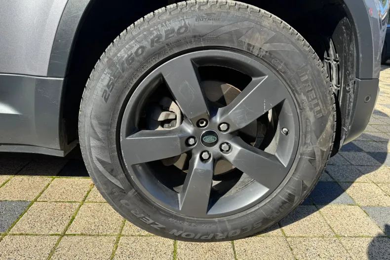 Land Rover Defender din 2020 cu 128.714 km - oferta LAN140077 - foto 23