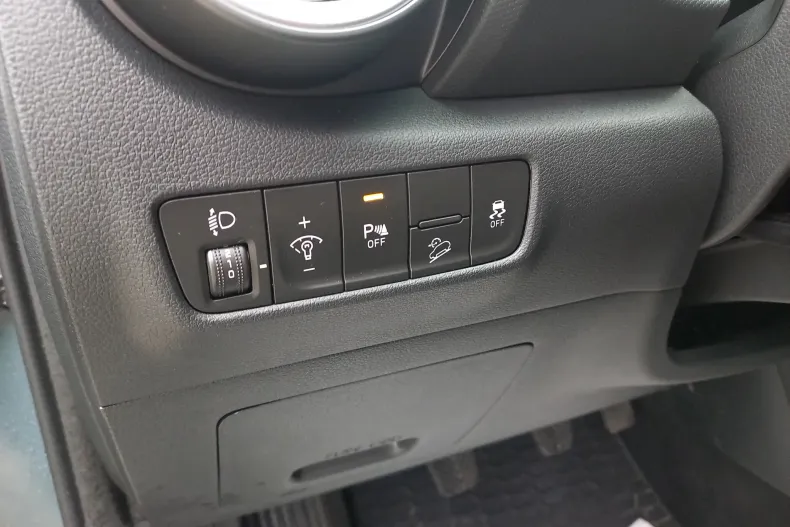 Hyundai KONA din 2021 cu 22.341 km - oferta HYU140078 - foto 17