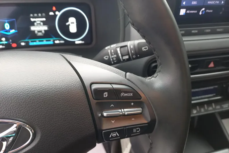 Hyundai KONA din 2021 cu 22.341 km - oferta HYU140078 - foto 21