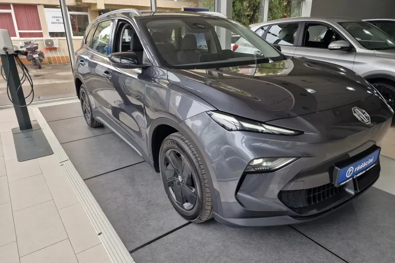 MG S5 din 2025 cu 2 km - oferta MG0140094 - foto 3