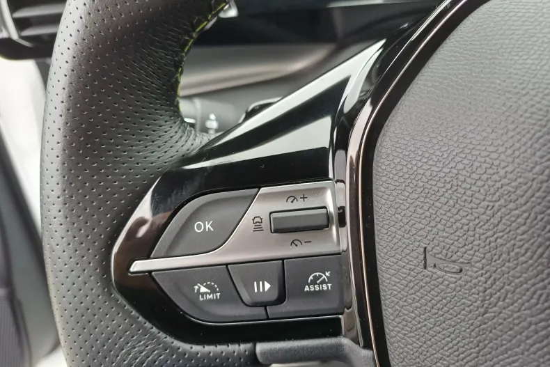 Peugeot 308 din 2022 cu 27.969 km - oferta PEU140096 - foto 17