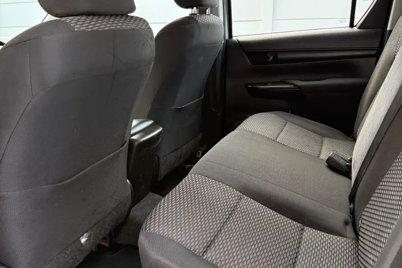 Toyota Hilux din 2019 cu 160.340 km - oferta TOY140103 - foto 8