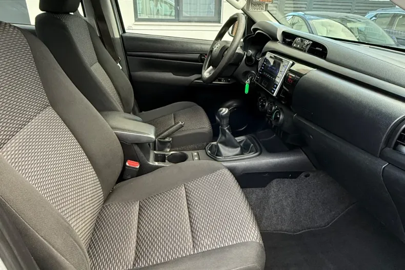 Toyota Hilux din 2019 cu 160.340 km - oferta TOY140103 - foto 17