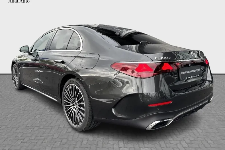 Mercedes-Benz E din 2025 cu 4 km - oferta MER140105 - foto 3