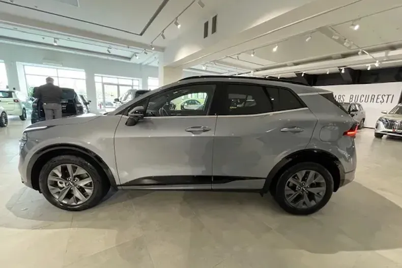 Kia Sportage din 2024 cu 8.996 km - oferta KIA140115 - foto 4